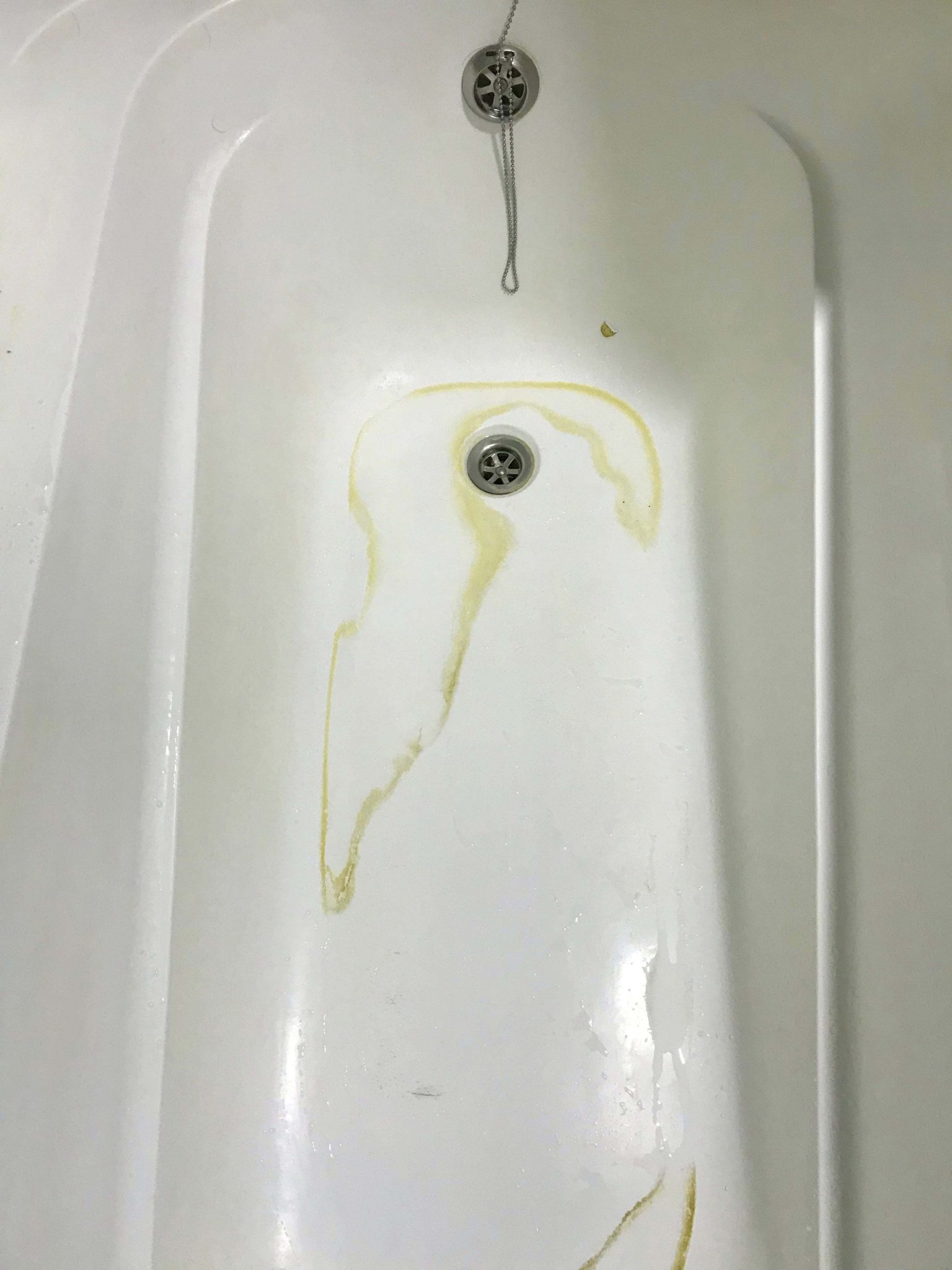 Очистка акриловых ванн